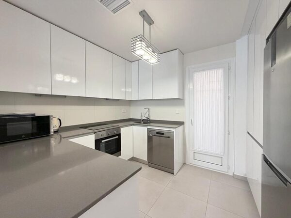 Таунхаус в Торревьеха, Испания, 197м² - изображение 26