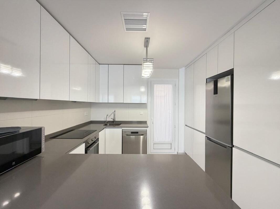 Townhouse with 3 bedrooms, 197m² in Torrevieja, Spain [ID: 0152-622316]