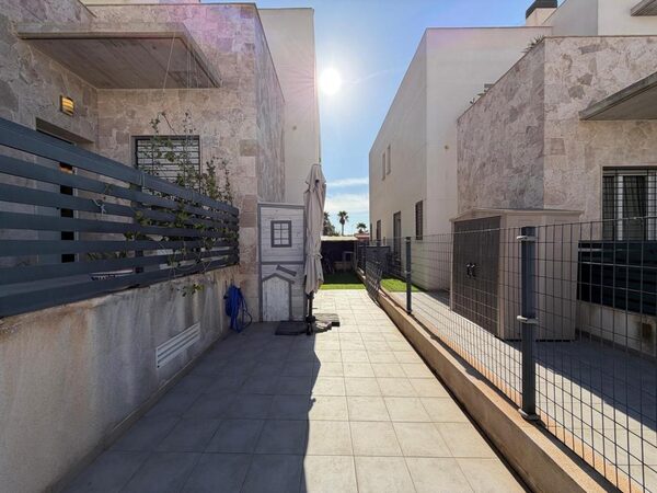 Таунхаус в Торревьеха, Испания, 197м² - изображение 5