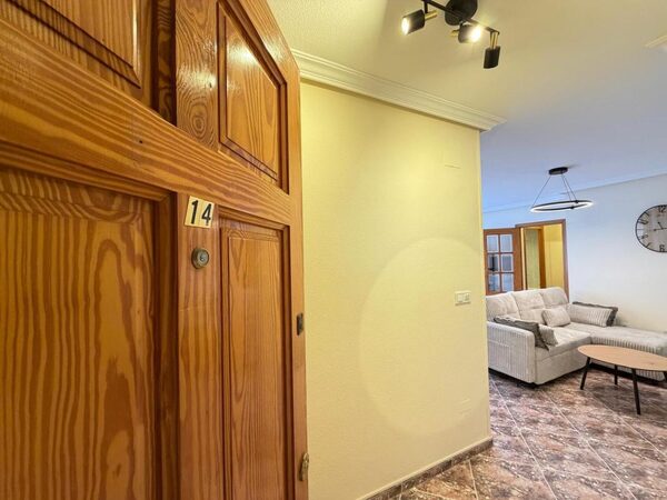 Apartamenty w Torrevieja, Hiszpania, 69m² - obraz 2