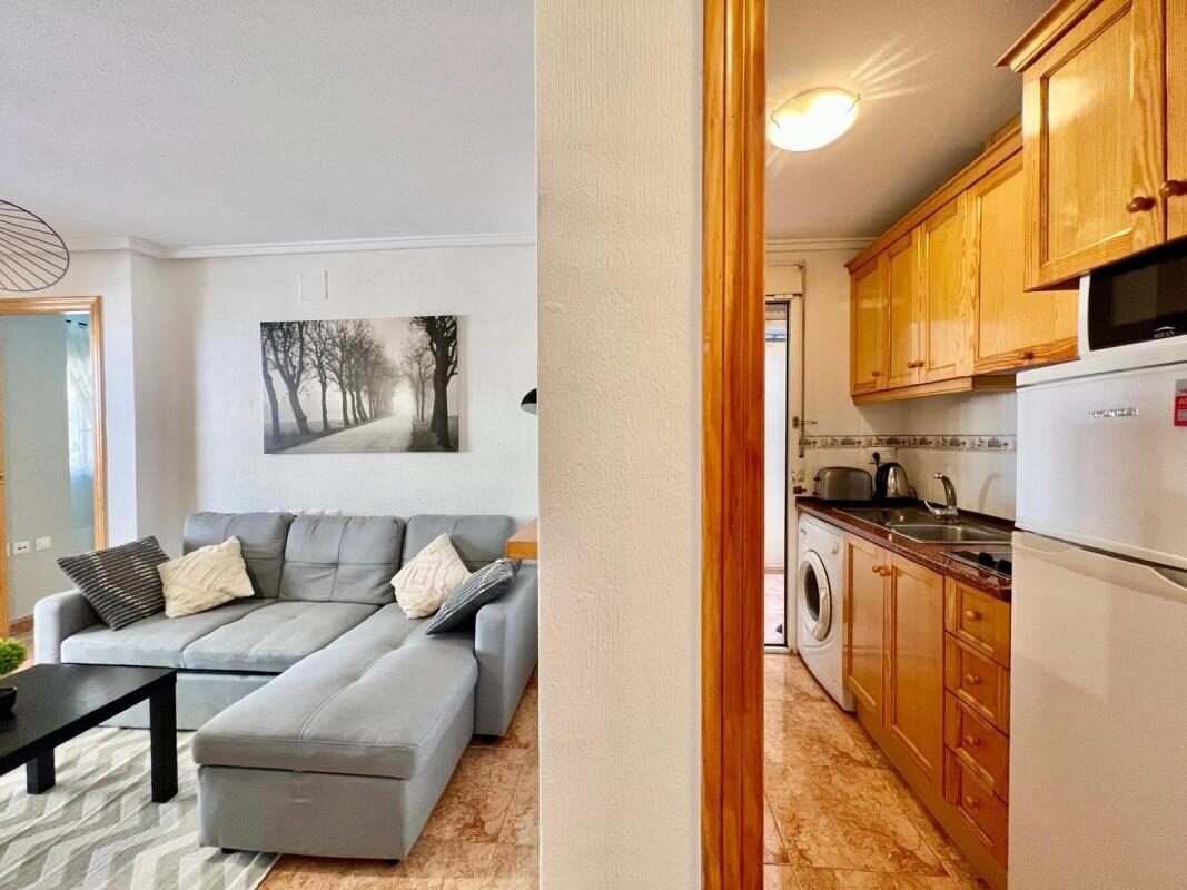 Apartament z 1 sypialnią, 45m² w Torrevieja, Hiszpania [ID: 0152-618039]