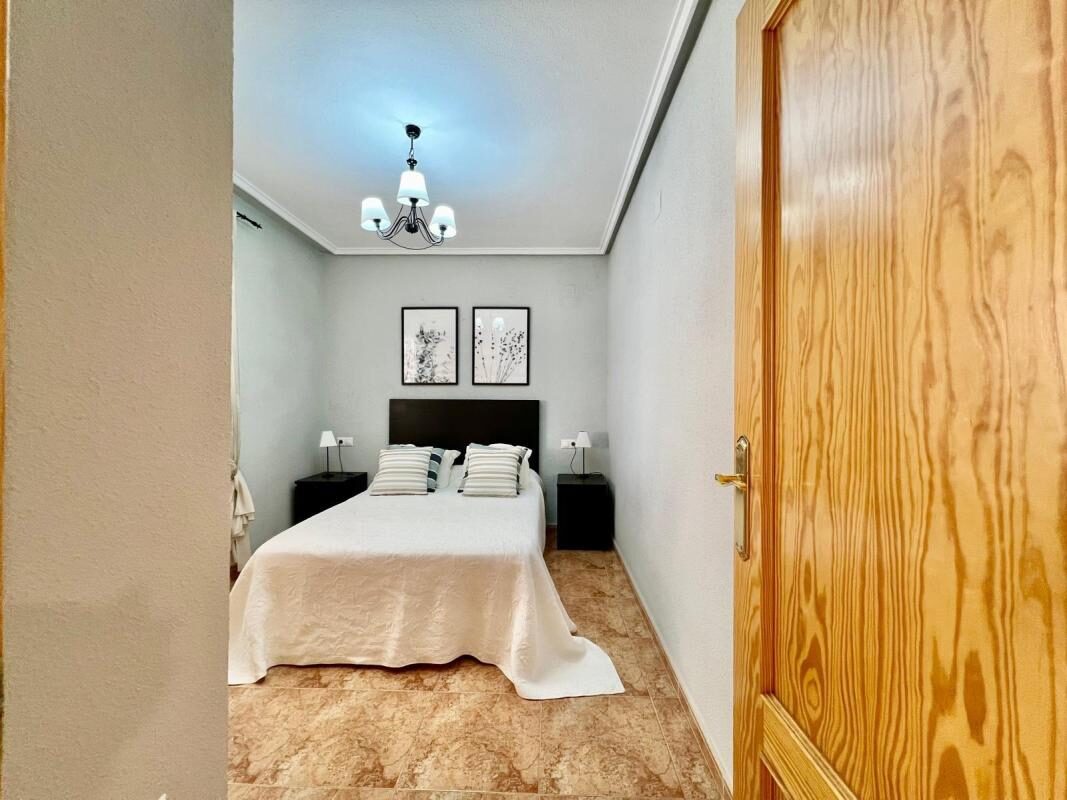Apartament z 1 sypialnią, 45m² w Torrevieja, Hiszpania [ID: 0152-618039]