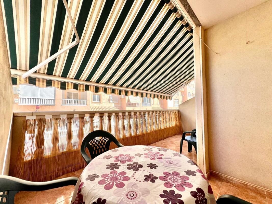 Apartament z 1 sypialnią, 45m² w Torrevieja, Hiszpania [ID: 0152-618039]