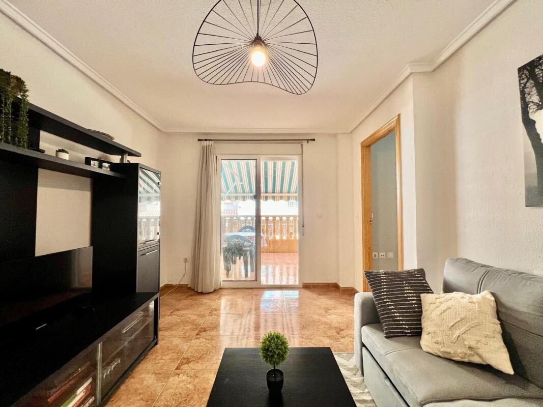 Apartament z 1 sypialnią, 45m² w Torrevieja, Hiszpania [ID: 0152-618039]