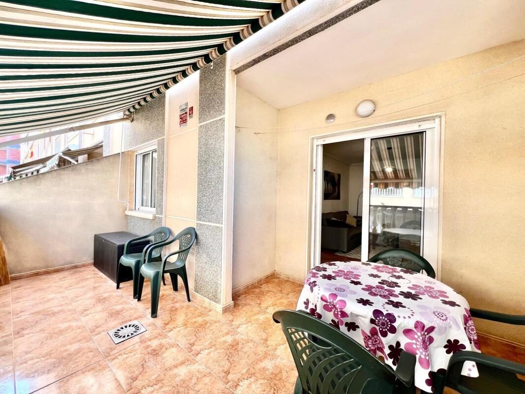 Apartament z 1 sypialnią, 45m² w Torrevieja, Hiszpania [ID: 0152-618039]