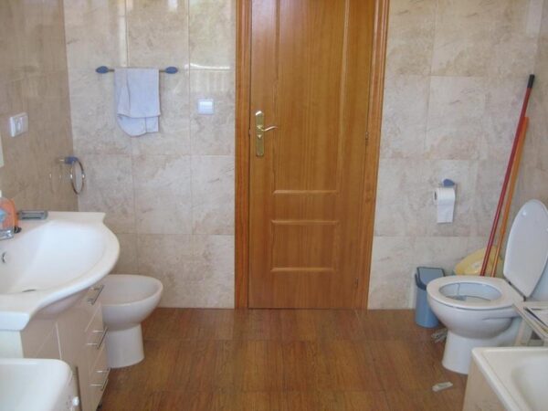 Apartamenty w Torrevieja, Hiszpania, 97m² - obraz 11