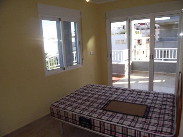 Apartamenty w Torrevieja, Hiszpania, 97m² - obraz 15
