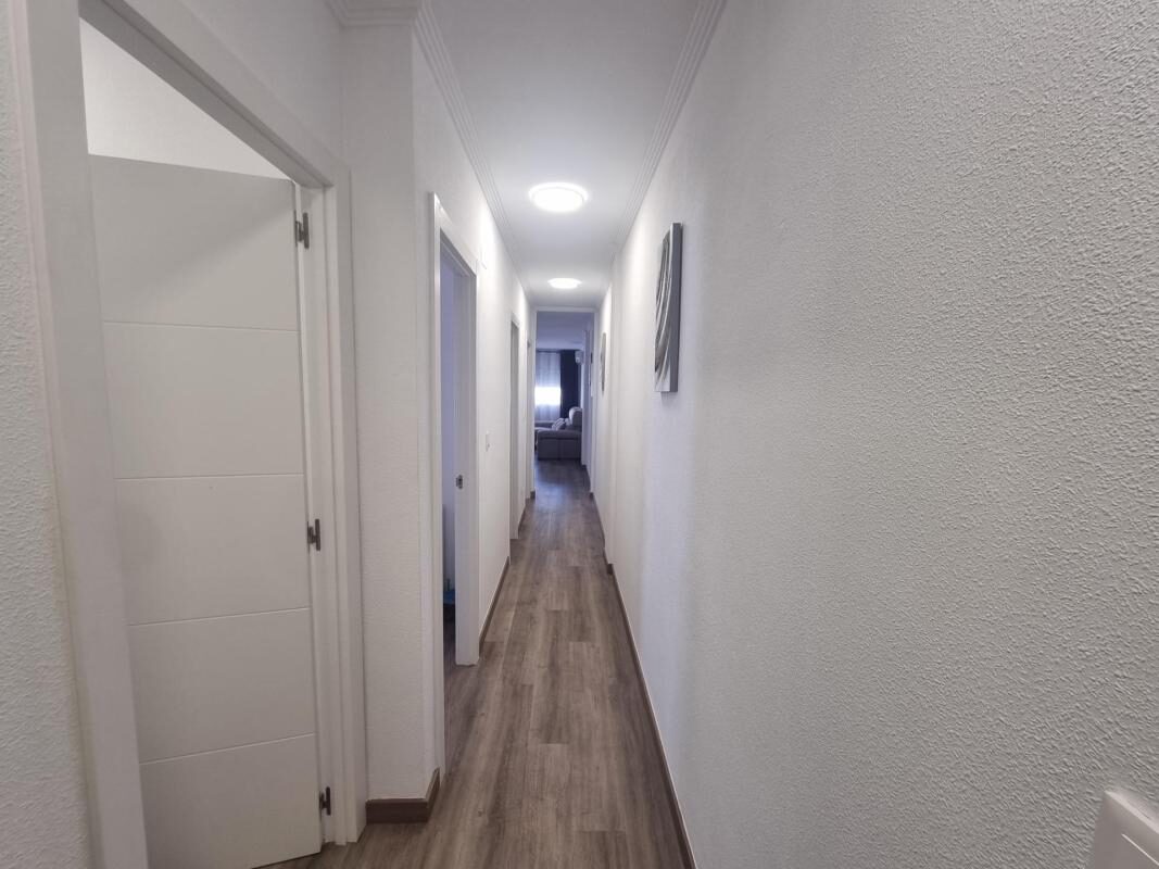 Apartment with 1 bedroom, 105m² in Torrevieja, Spain [ID: 0152-618036]