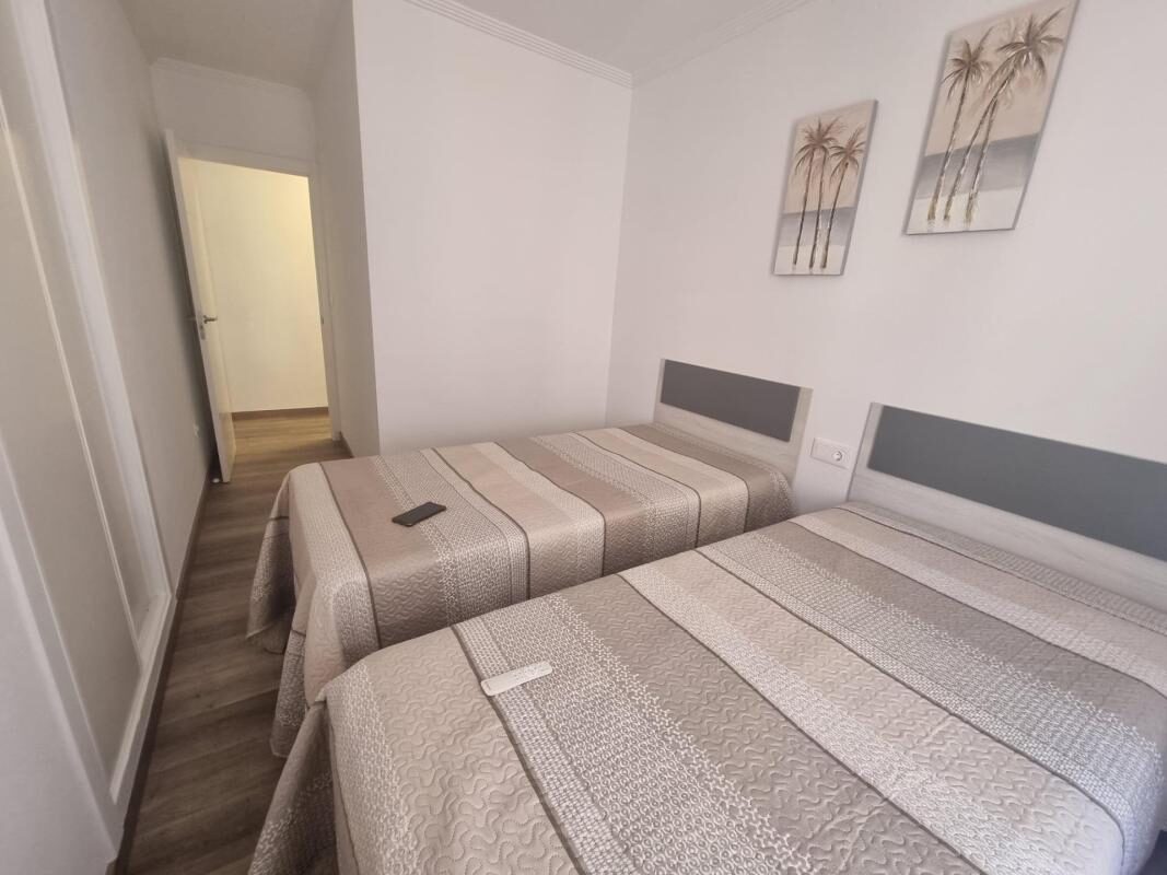 Apartment with 1 bedroom, 105m² in Torrevieja, Spain [ID: 0152-618036]