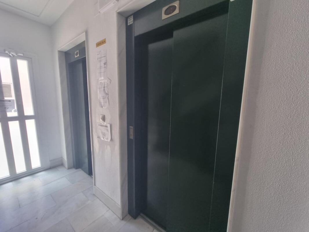 Apartment with 1 bedroom, 105m² in Torrevieja, Spain [ID: 0152-618036]