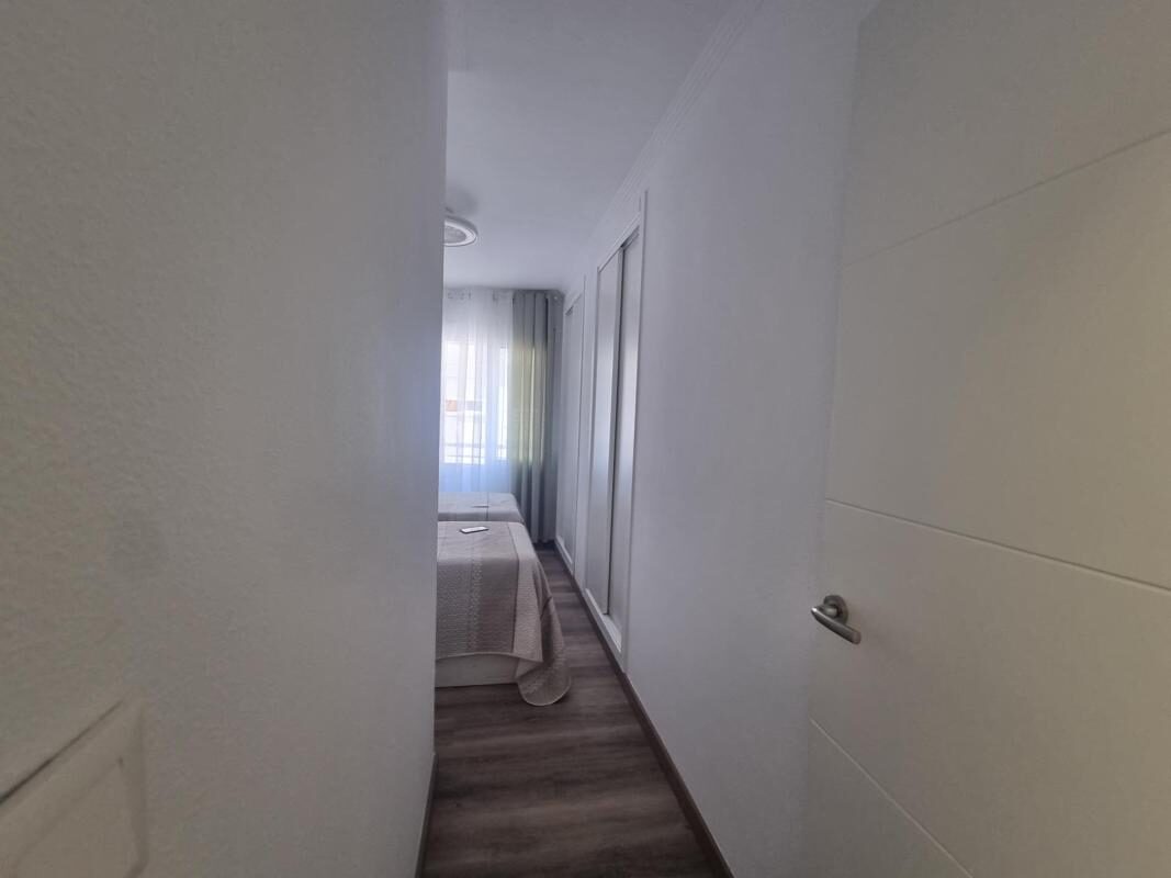 Apartment with 1 bedroom, 105m² in Torrevieja, Spain [ID: 0152-618036]