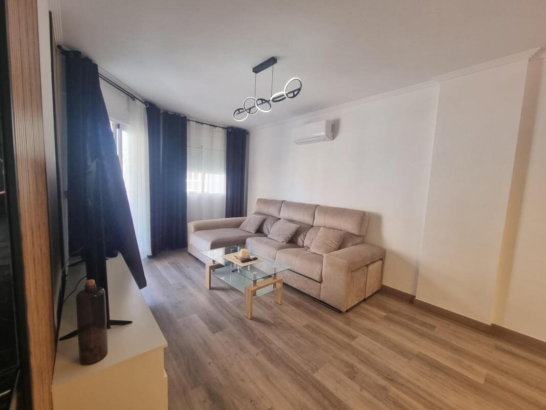 Apartment with 1 bedroom, 105m² in Torrevieja, Spain [ID: 0152-618036]