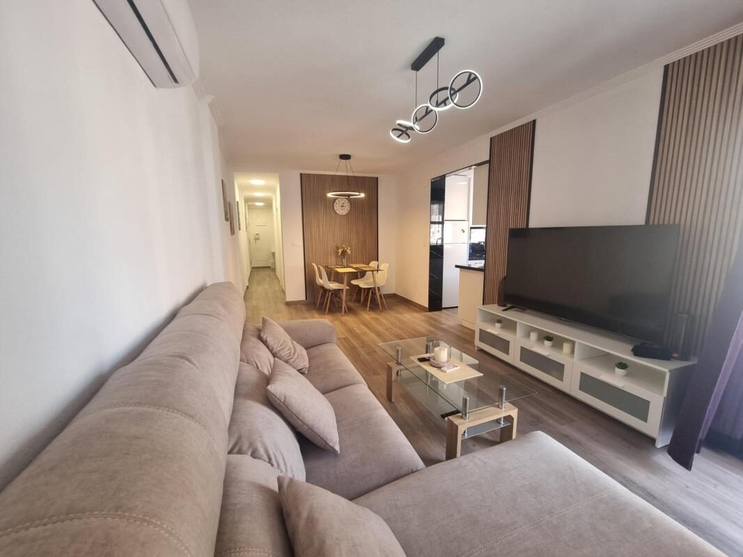 Apartment with 1 bedroom, 105m² in Torrevieja, Spain [ID: 0152-618036]