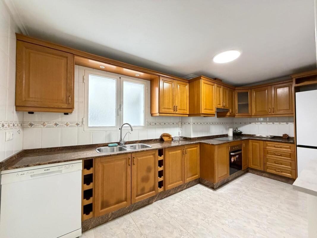 Apartament z 3 sypialniami, 107m² w Torrevieja, Hiszpania [ID: 0152-618028]
