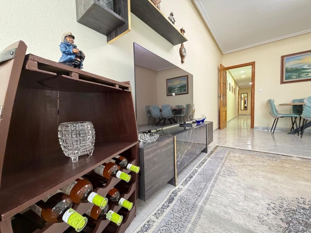 Apartament z 3 sypialniami, 107m² w Torrevieja, Hiszpania [ID: 0152-618028]