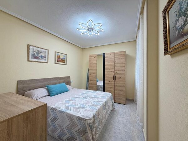 Apartments in Torrevieja, Spain, 107m² - image 10