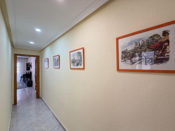 Apartments in Torrevieja, Spain, 107m² - image 22