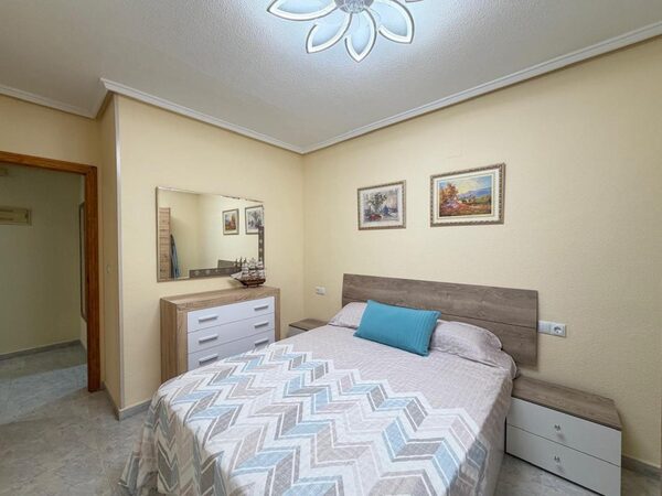 Apartments in Torrevieja, Spain, 107m² - image 12