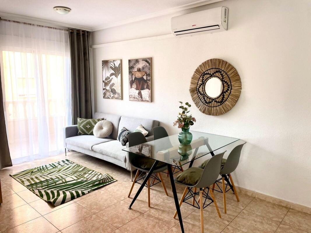 Apartment with 1 bedroom, 57m² in Torrevieja, Spain [ID: 0152-618027]