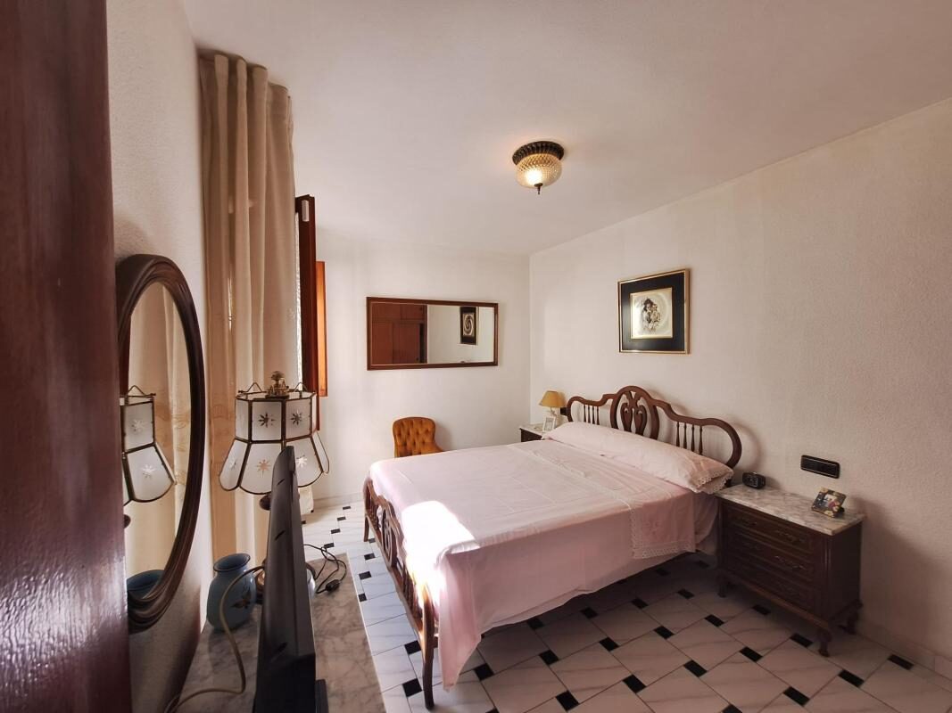 Apartament z 1 sypialnią, 93m² w Torrevieja, Hiszpania [ID: 0152-618026]