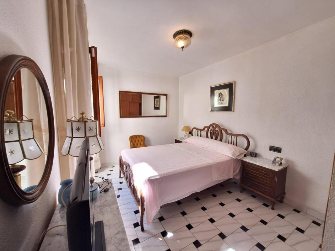 Apartament z 1 sypialnią, 93m² w Torrevieja, Hiszpania [ID: 0152-618026]