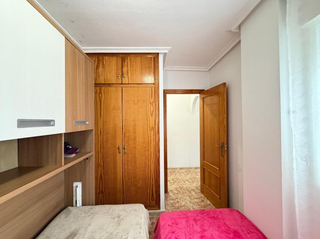 Apartament z 2 sypialniami, 63m² w Torrevieja, Hiszpania [ID: 0152-618024]