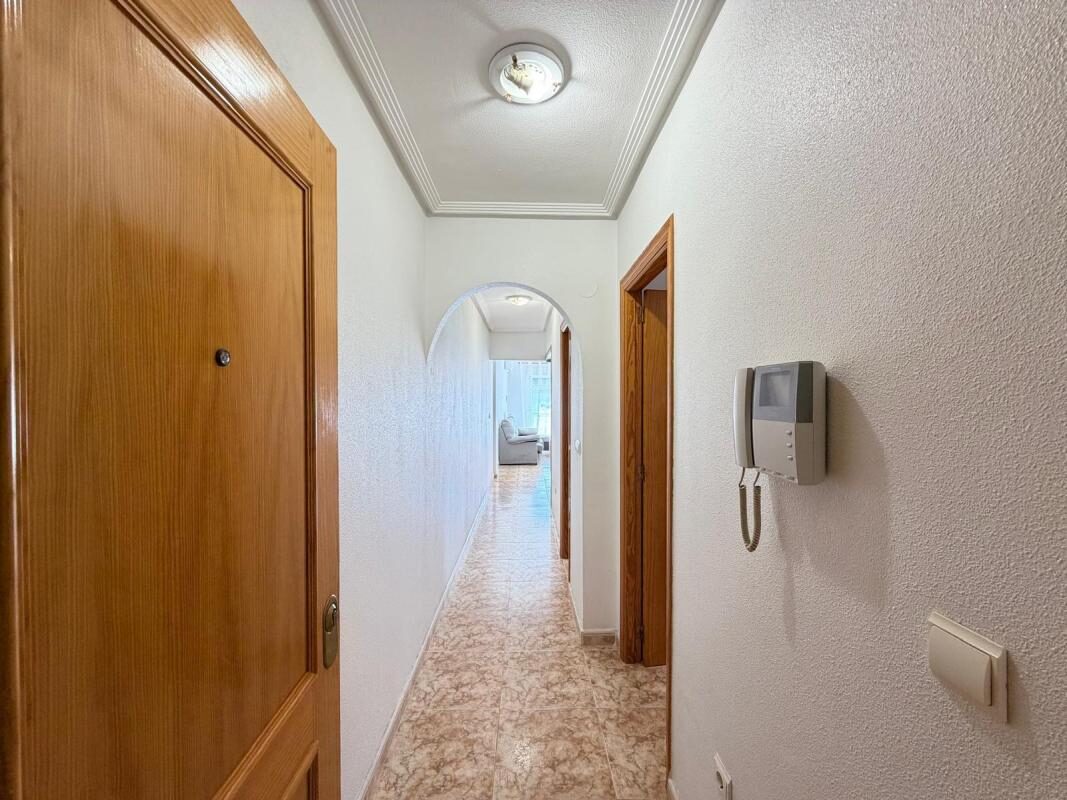 Apartament z 2 sypialniami, 63m² w Torrevieja, Hiszpania [ID: 0152-618024]