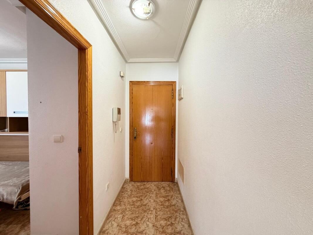 Apartament z 2 sypialniami, 63m² w Torrevieja, Hiszpania [ID: 0152-618024]