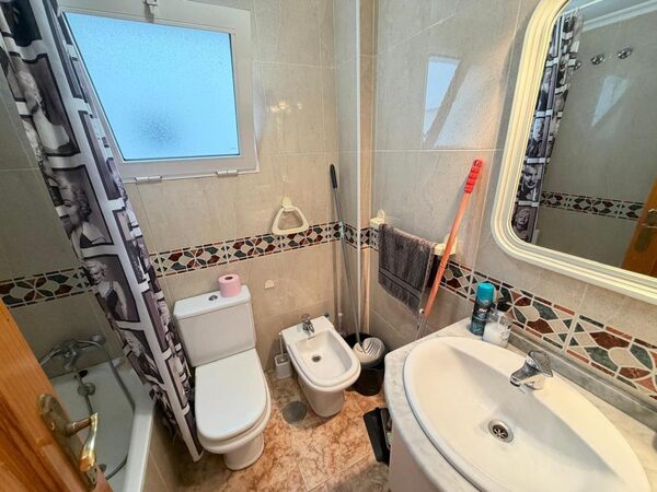 Apartamenty w Torrevieja, Hiszpania, 63m² - obraz 11