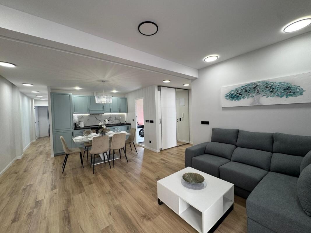 Apartament z 3 sypialniami, 100m² w Torrevieja, Hiszpania [ID: 0152-618017]