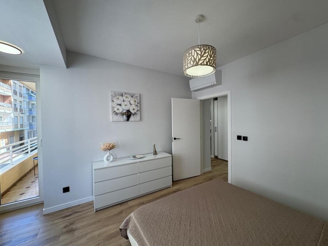 Apartament z 3 sypialniami, 100m² w Torrevieja, Hiszpania [ID: 0152-618017]
