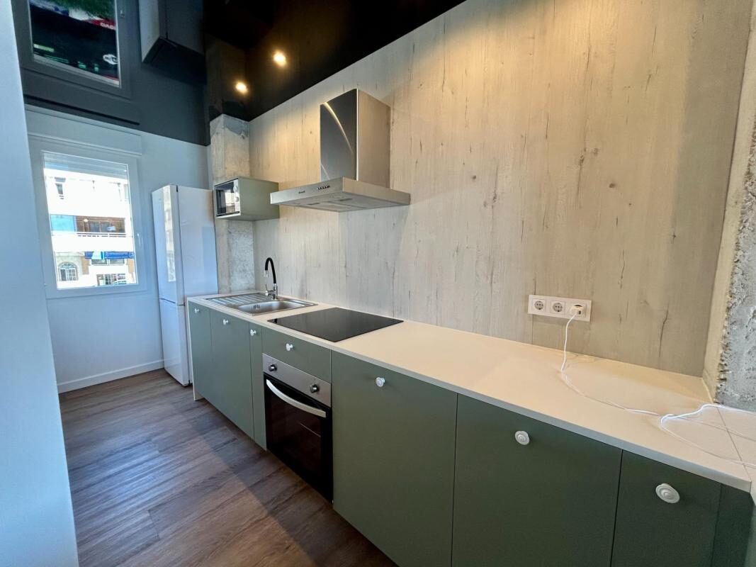 Apartament z 2 sypialniami, 77m² w Torrevieja, Hiszpania [ID: 0152-618018]