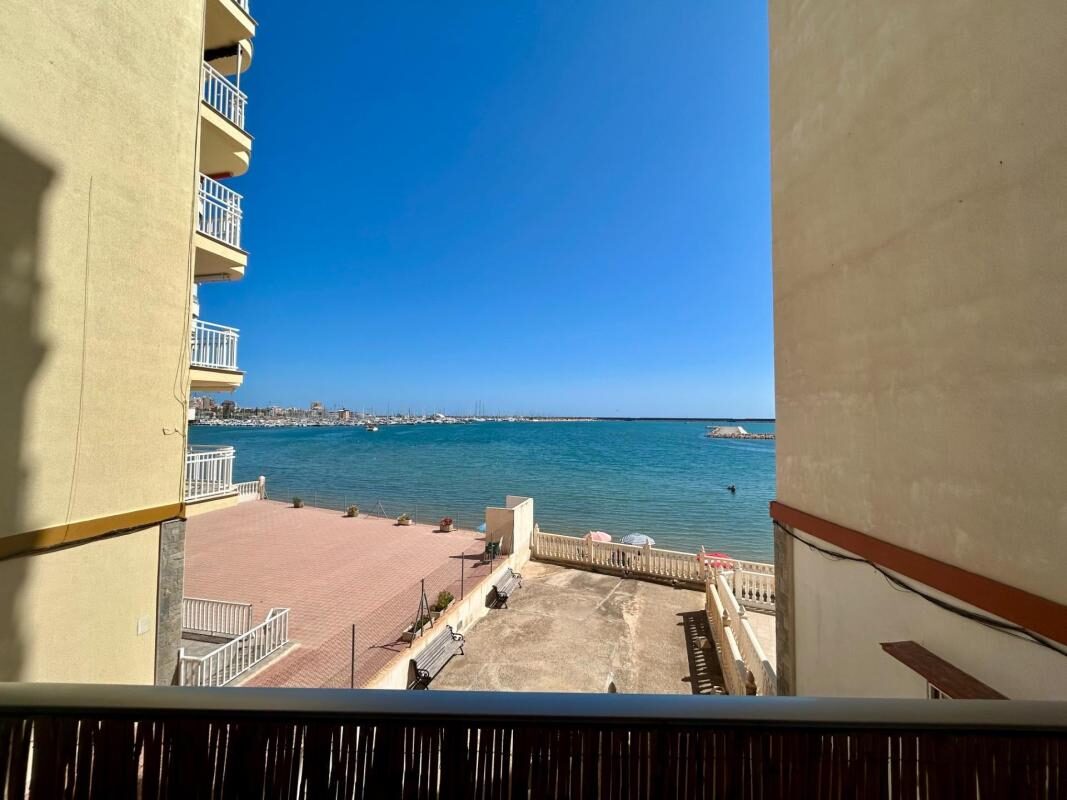 Apartament z 2 sypialniami, 77m² w Torrevieja, Hiszpania [ID: 0152-618018]