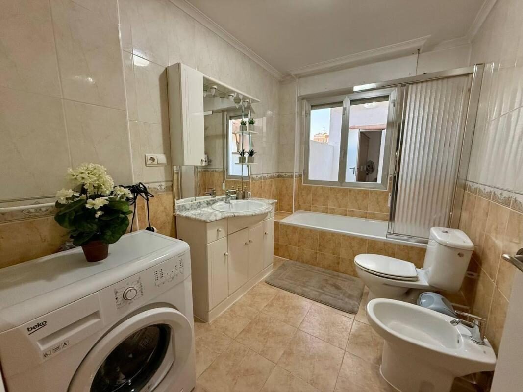 Квартира з 2 спальнями, 89м² в Торрев'єха, Іспанія [ID: 0152-618013]