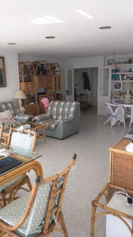 Apartament z 4 sypialniami, 122m² w Torrevieja, Hiszpania [ID: 0152-618011]