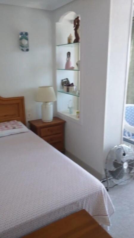 Apartament z 4 sypialniami, 122m² w Torrevieja, Hiszpania [ID: 0152-618011]