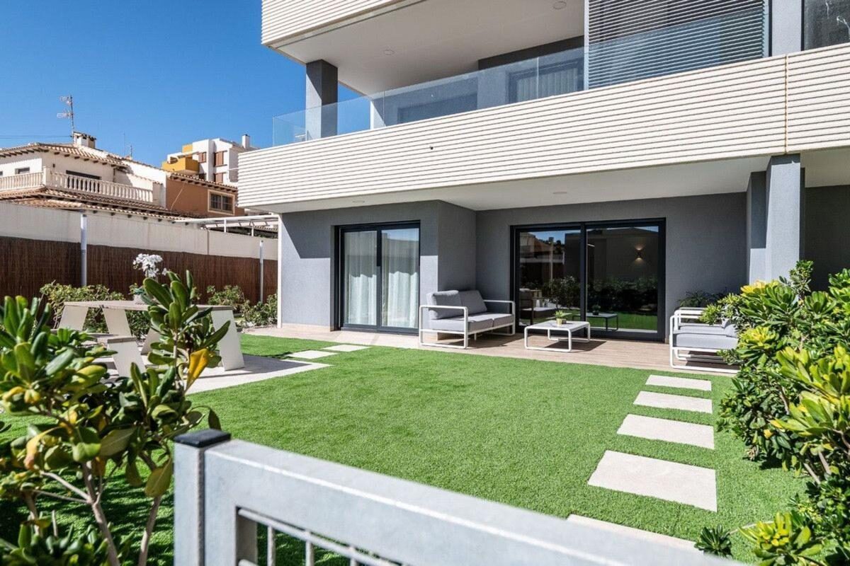 Квартира з 2 спальнями, 90м² в Торрев'єха, Іспанія [ID: 0152-617500]