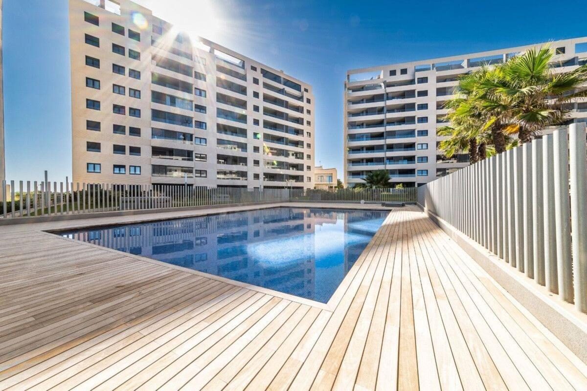 Квартира з 2 спальнями, 90м² в Торрев'єха, Іспанія [ID: 0152-617500]