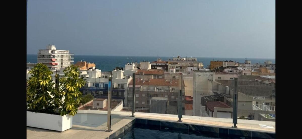 Apartament z 1 sypialnią, 75m² w Torrevieja, Hiszpania [ID: 0152-605714]