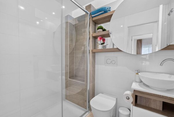 Apartamenty w Рохалес, Hiszpania, 82m² - obraz 16
