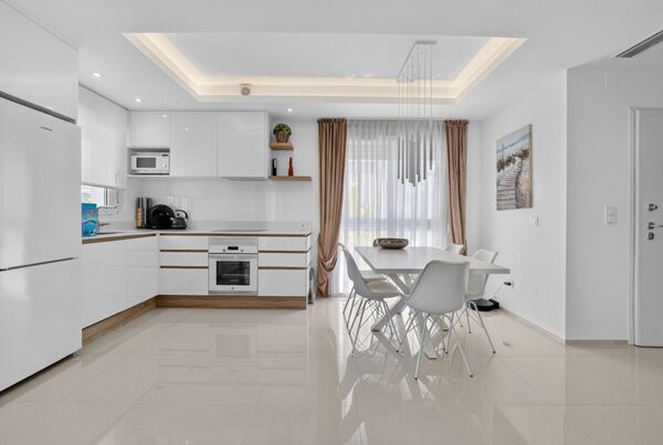 Apartamenty w Рохалес, Hiszpania, 82m² - obraz 9