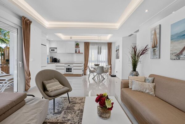 Apartamenty w Рохалес, Hiszpania, 82m² - obraz 10