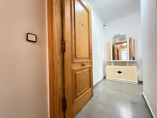 Apartamenty w Torrevieja, Hiszpania, 84m² - obraz 2