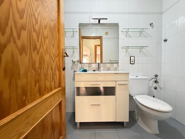 Apartamenty w Torrevieja, Hiszpania, 84m² - obraz 16