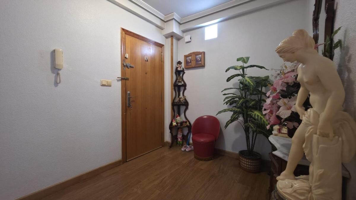 Apartament z 3 sypialniami, 129m² w Torrevieja, Hiszpania [ID: 0152-605056]