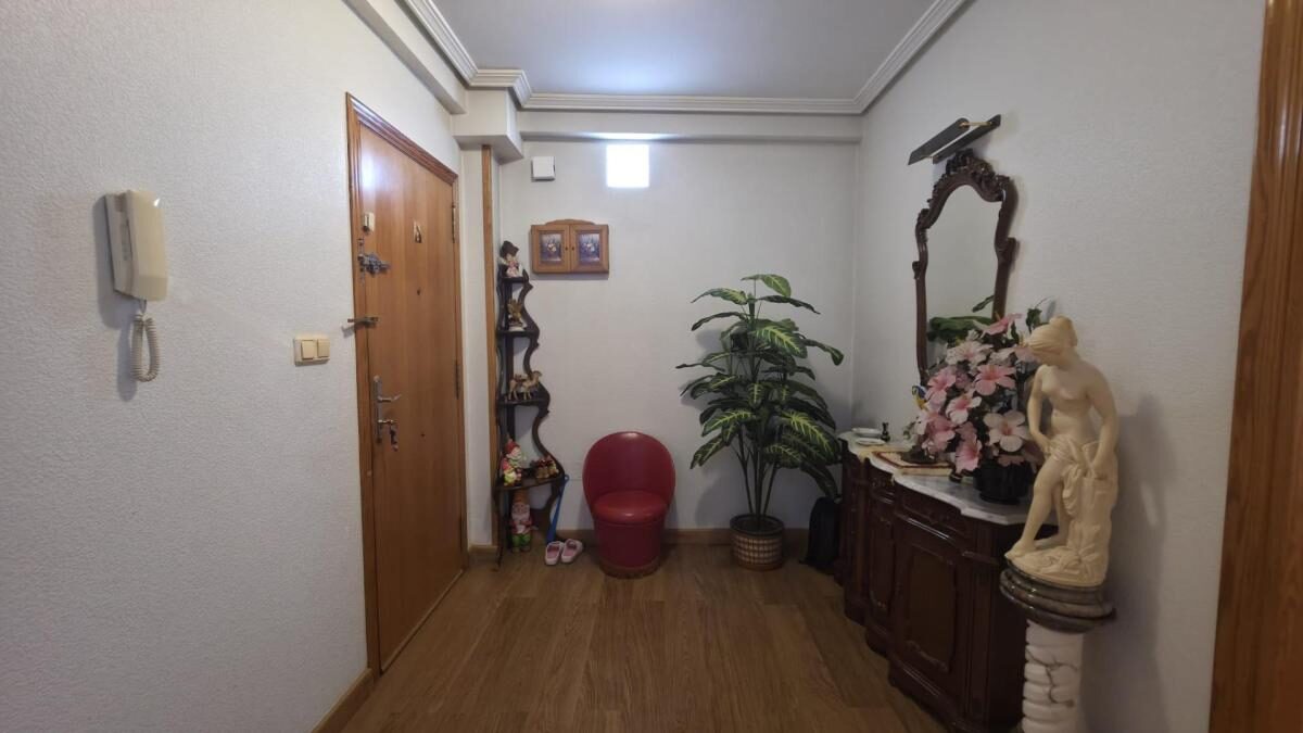 Apartament z 3 sypialniami, 129m² w Torrevieja, Hiszpania [ID: 0152-605056]