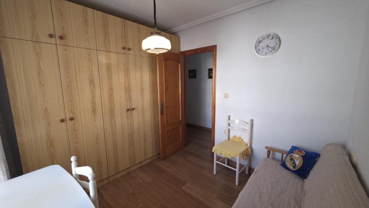 Apartament z 3 sypialniami, 129m² w Torrevieja, Hiszpania [ID: 0152-605056]
