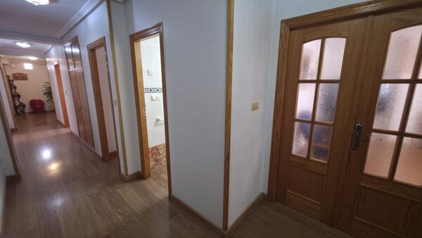 Apartamenty w Torrevieja, Hiszpania, 129m² - obraz 16