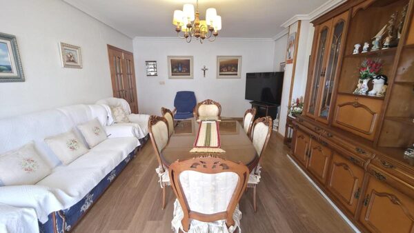 Apartamenty w Torrevieja, Hiszpania, 129m² - obraz 21
