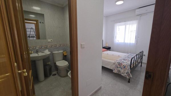 Apartamenty w Torrevieja, Hiszpania, 50m² - obraz 7